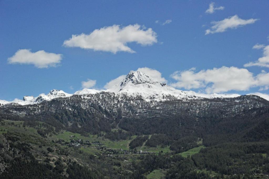 Affittacamere De Charme Jour Et Nuit Torgnon Bagian luar foto